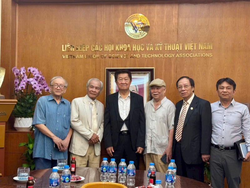 Hình ảnh ấn tượng tại Viện Nghiên cứu Ứng dụng Công nghệ Mới